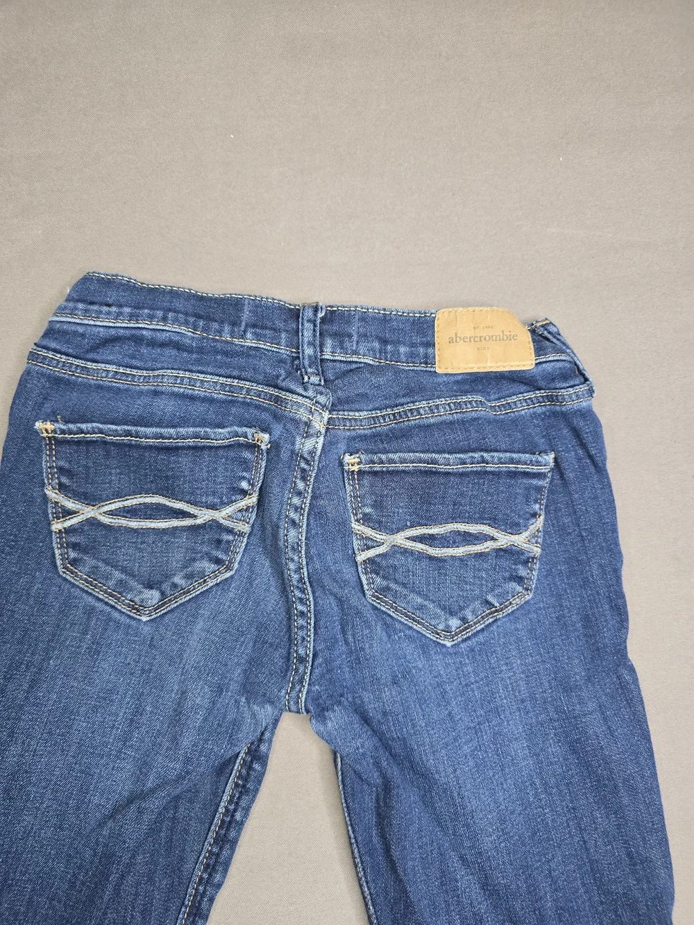 Abercrombie Kids Cute Stretch Skinny Jeans Girls Size 12 Slim Medium Wash